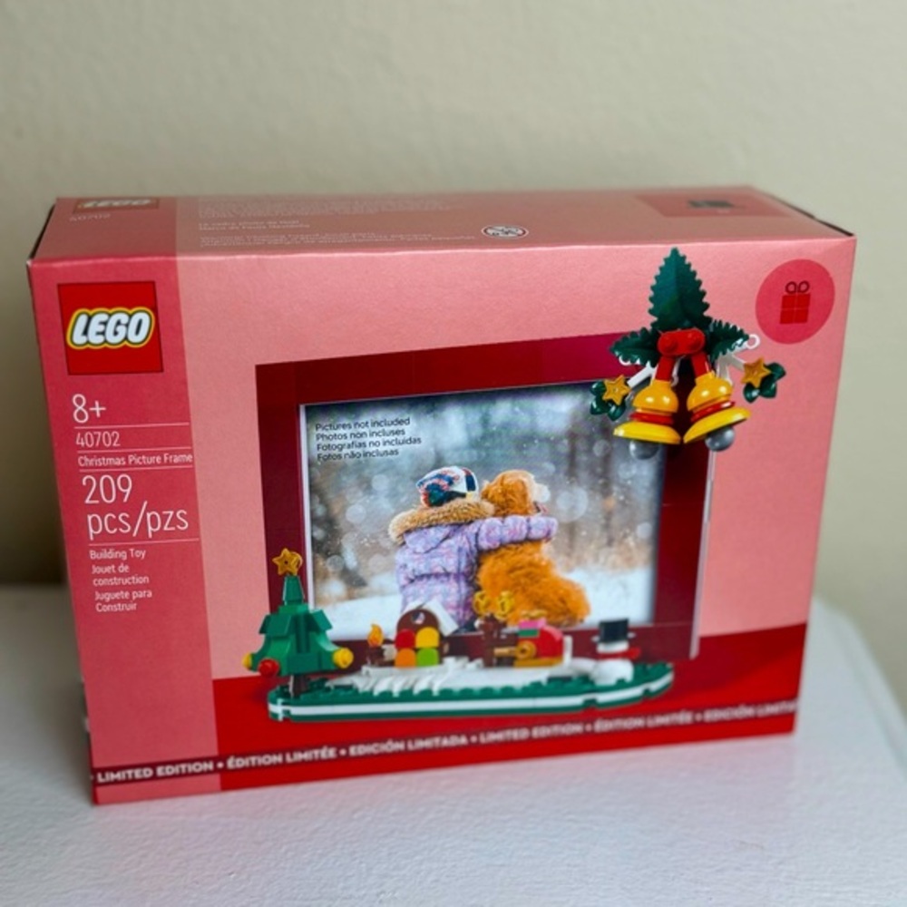 NEW LEGO Christmas Picture Frame 40702 Limited Edition Building Toy